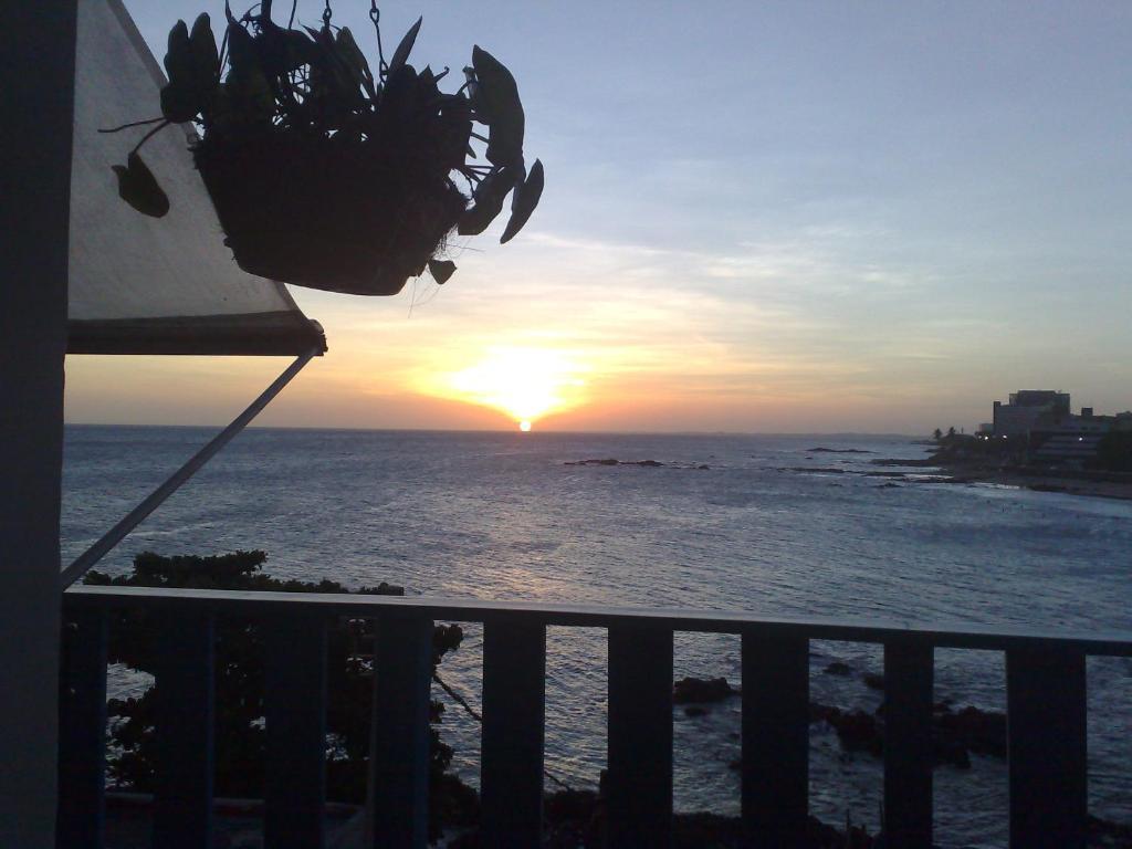 Hostel Pedra Da Sereia Сальвадор Экстерьер фото